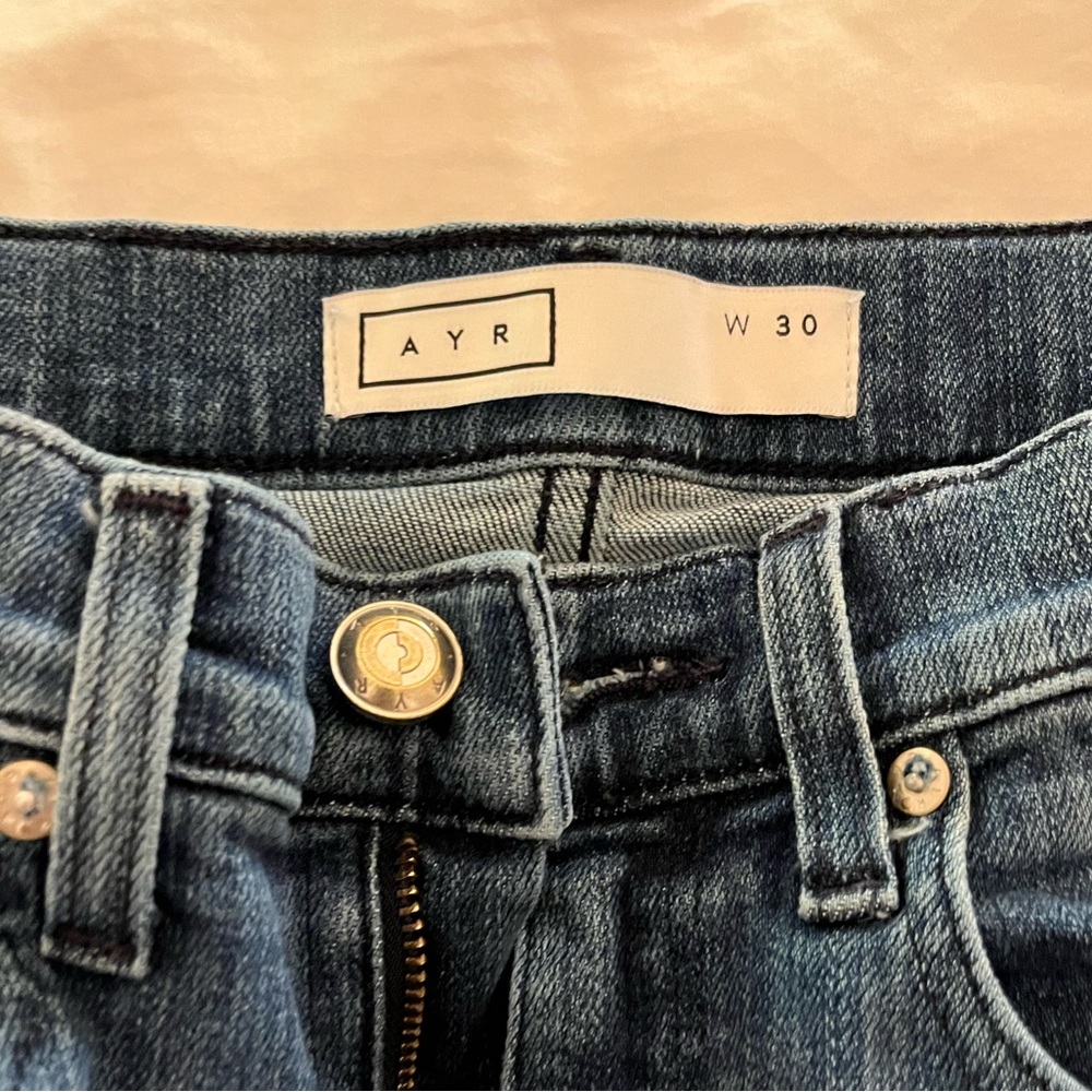 AYR Jeans. EUC. The Pop - Bomba / 30 / 27